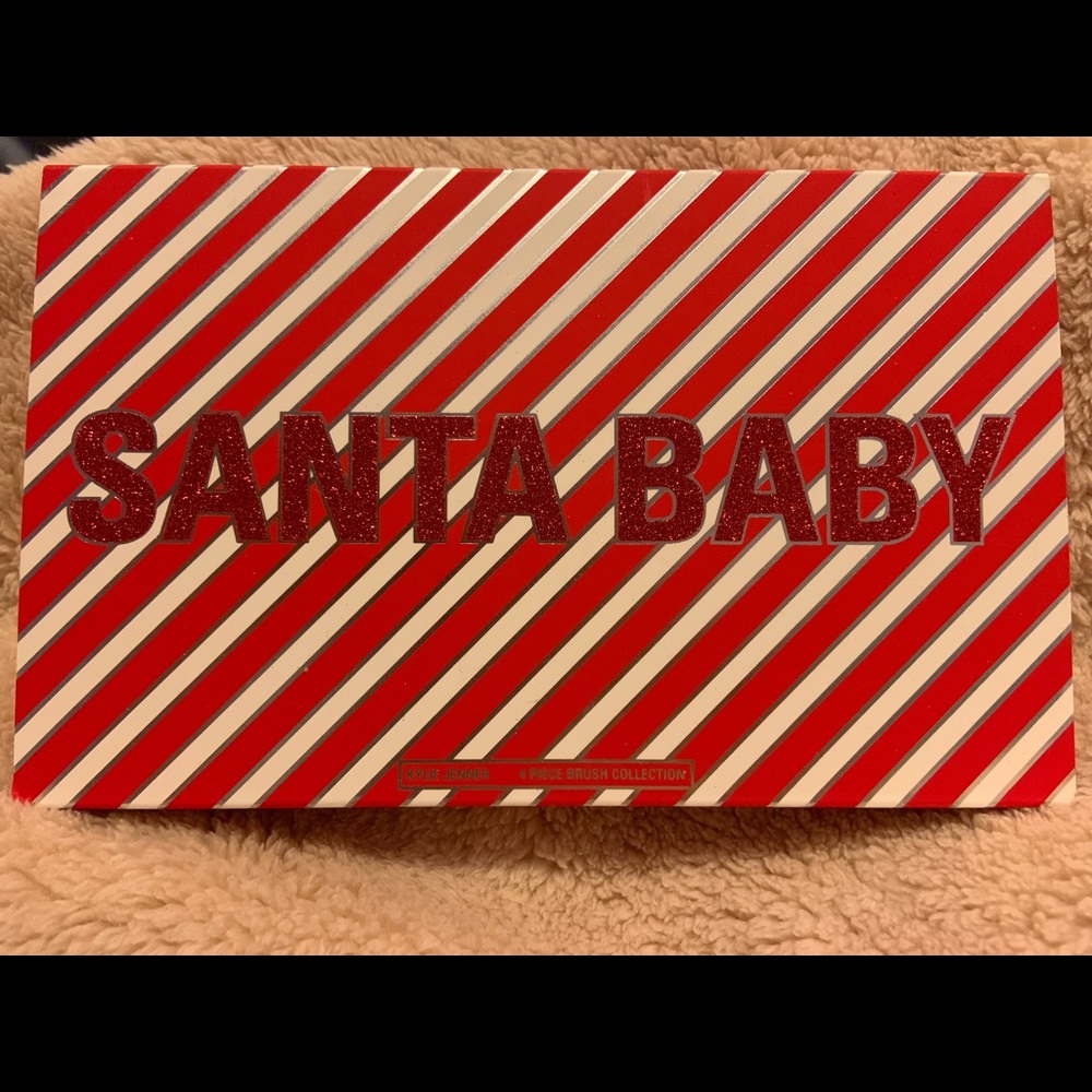Kylie Holiday Brush Set